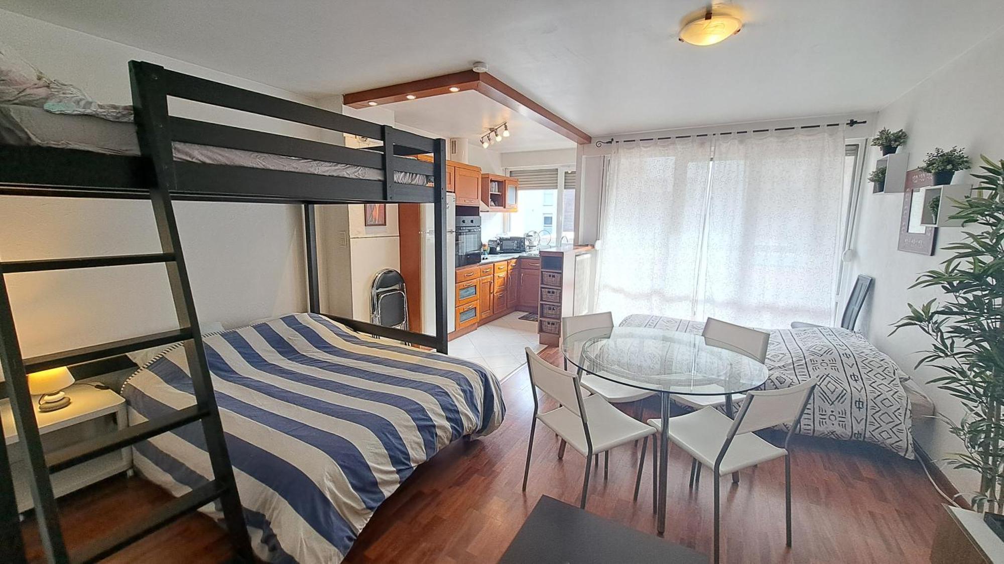 Studio Cosy 33 M² Limite Lyon. Parking Privatif. Брон Екстериор снимка